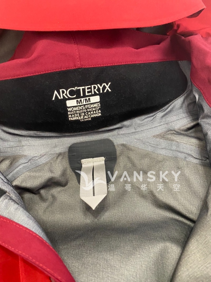 220927104654_arcteryx 2-3.jpg